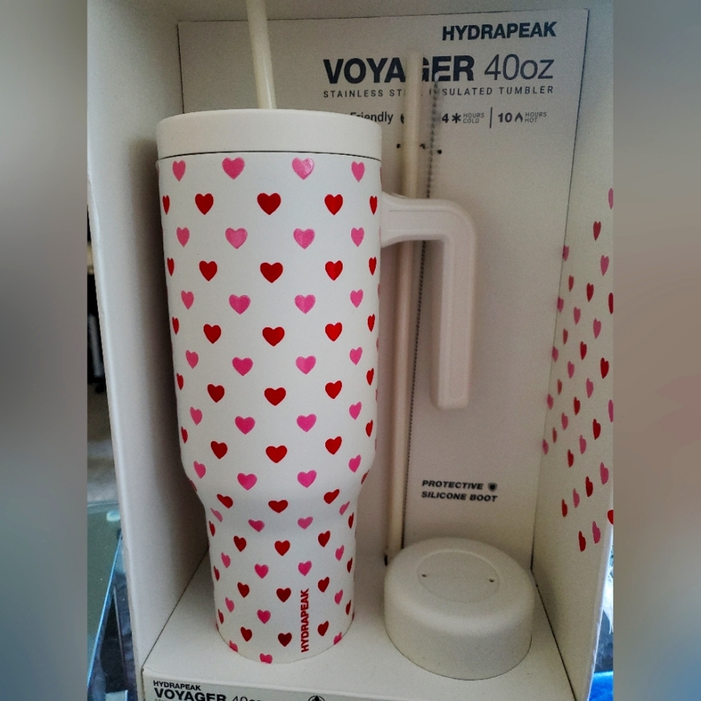 Hydrapeak VOYAGER 40oz White Tumbler with Red and Pink Hearts